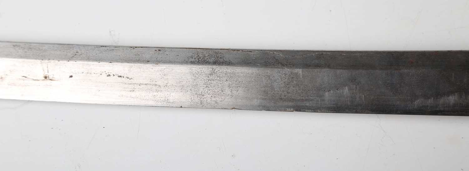 A Second World War period Japanese katana with curved single-edged blade, blade length 68cm, the - Image 5 of 14