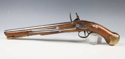 A George III British military sea service flintlock pistol with round barrel, barrel length 30.