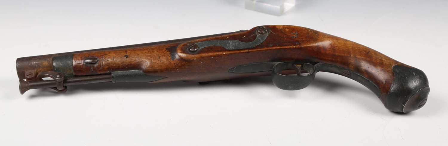 A George III officer's flintlock pistol by E. [Ezekiel] Baker, with round barrel, barrel length - Image 7 of 9