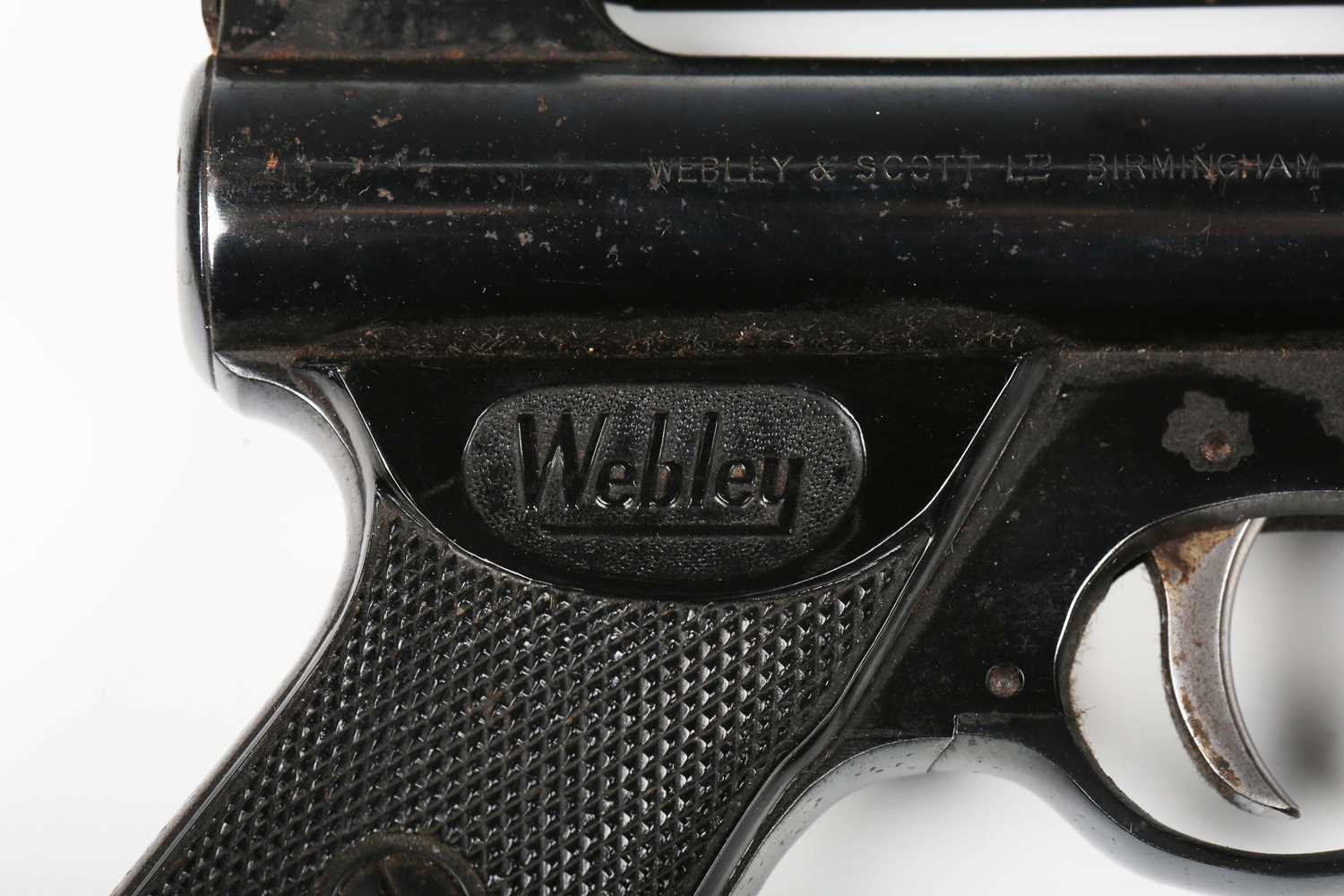 A Webley Mark I .177 air pistol, number '64548', with composite plastic plate grips. - Image 3 of 8