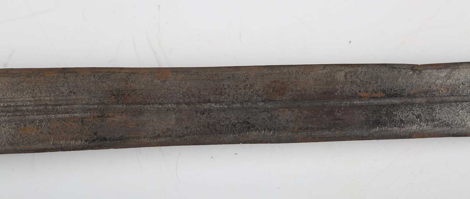 An unusual 19th century Sudanese Mahdist kaskara sword with double-edged fullered blade, blade - Image 5 of 29