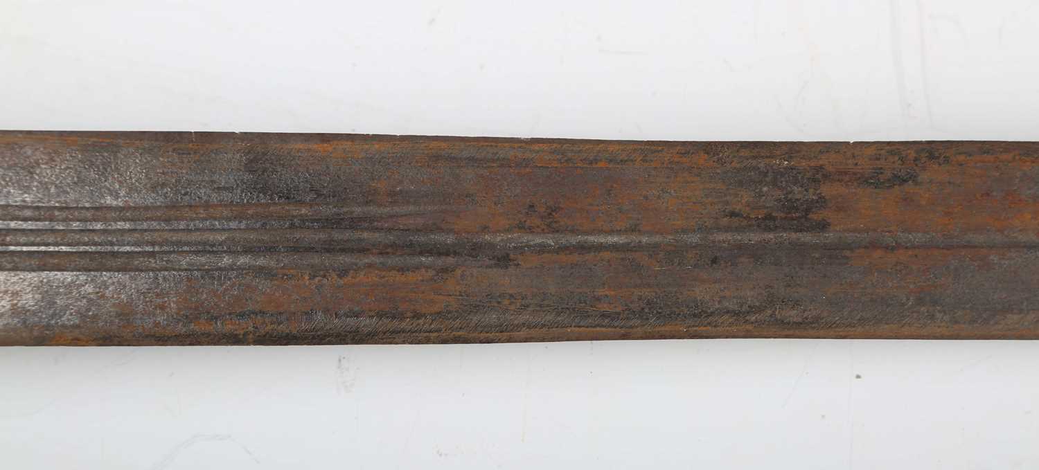 An unusual 19th century Sudanese Mahdist kaskara sword with double-edged fullered blade, blade - Image 12 of 29