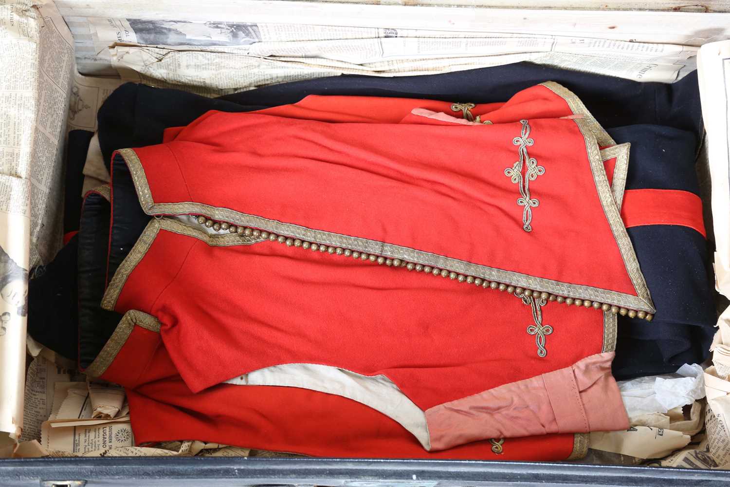 A late Victorian Royal Artillery officer's dress uniform, comprising two jackets, waistcoat, - Bild 7 aus 8