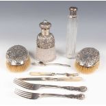 A late Victorian silver mounted cut glass scent bottle and stopper, London 1887 by Rosenthal,