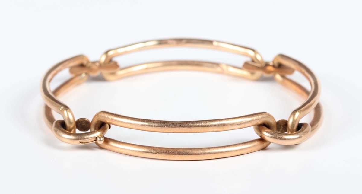 An Austro-Hungarian gold bracelet in a four section bar link design, on a sprung clasp, weight 13.