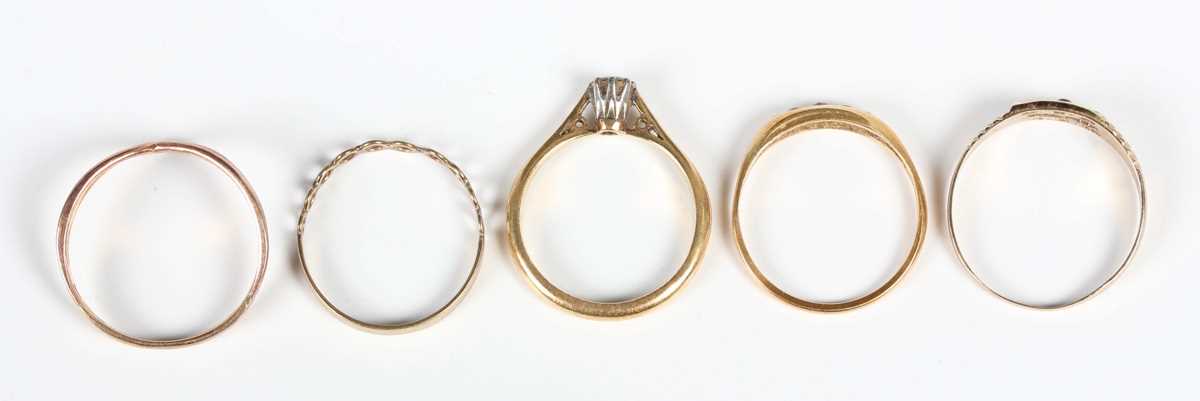 An 18ct gold ring, mounted with a circular cut diamond, London 1969, weight 2.8g, ring size approx - Image 4 of 4