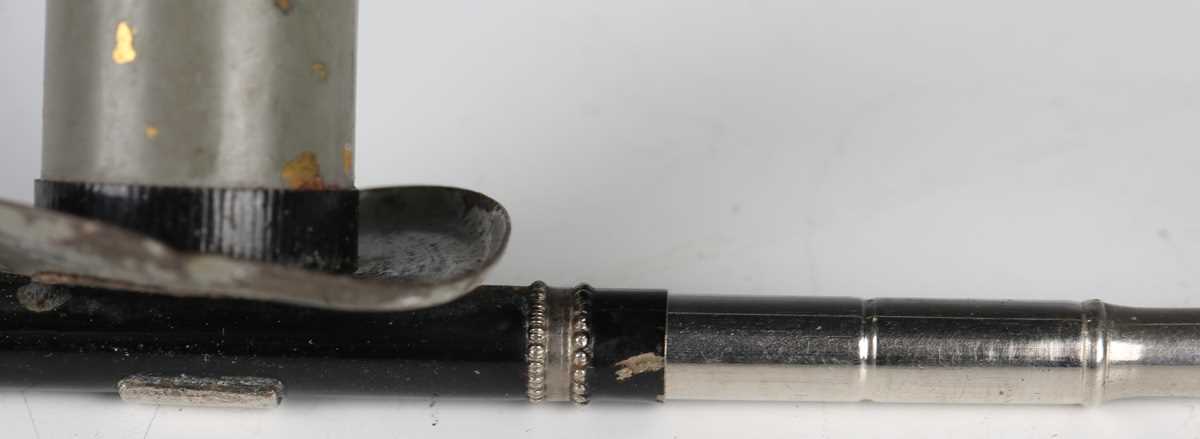 An early 20th century novelty dip pen in the form of an umbrella and top hat, length 11.5cm, - Bild 4 aus 20