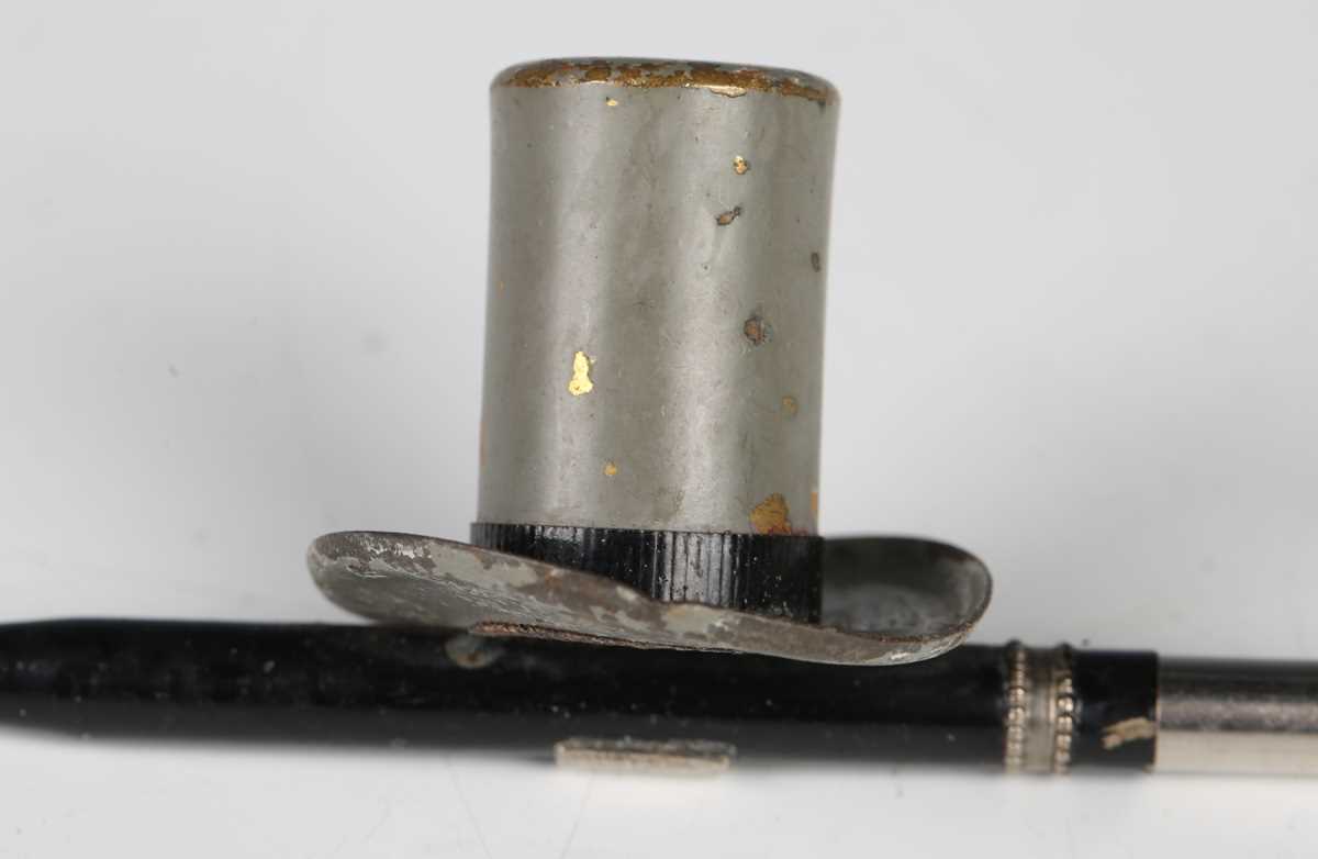 An early 20th century novelty dip pen in the form of an umbrella and top hat, length 11.5cm, - Bild 5 aus 20