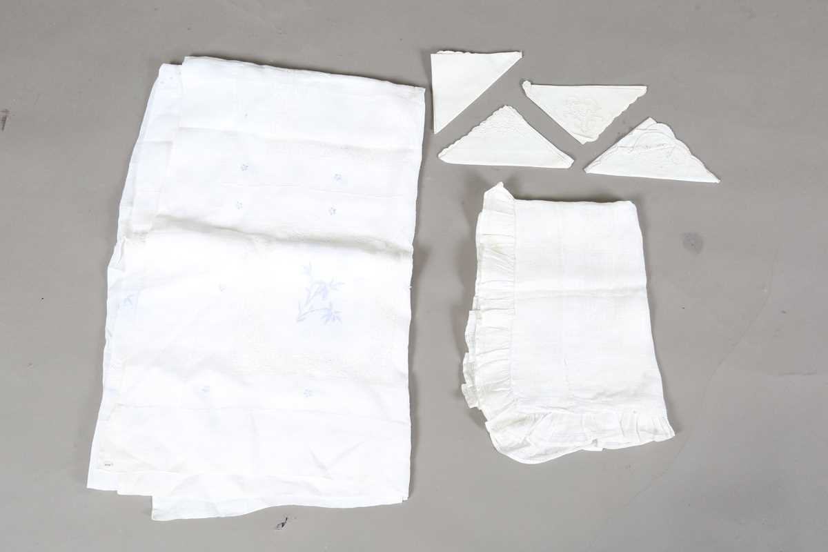 A group of whitework, including a Chinese embroidered table cloth, a similar pillow case, two - Image 6 of 6