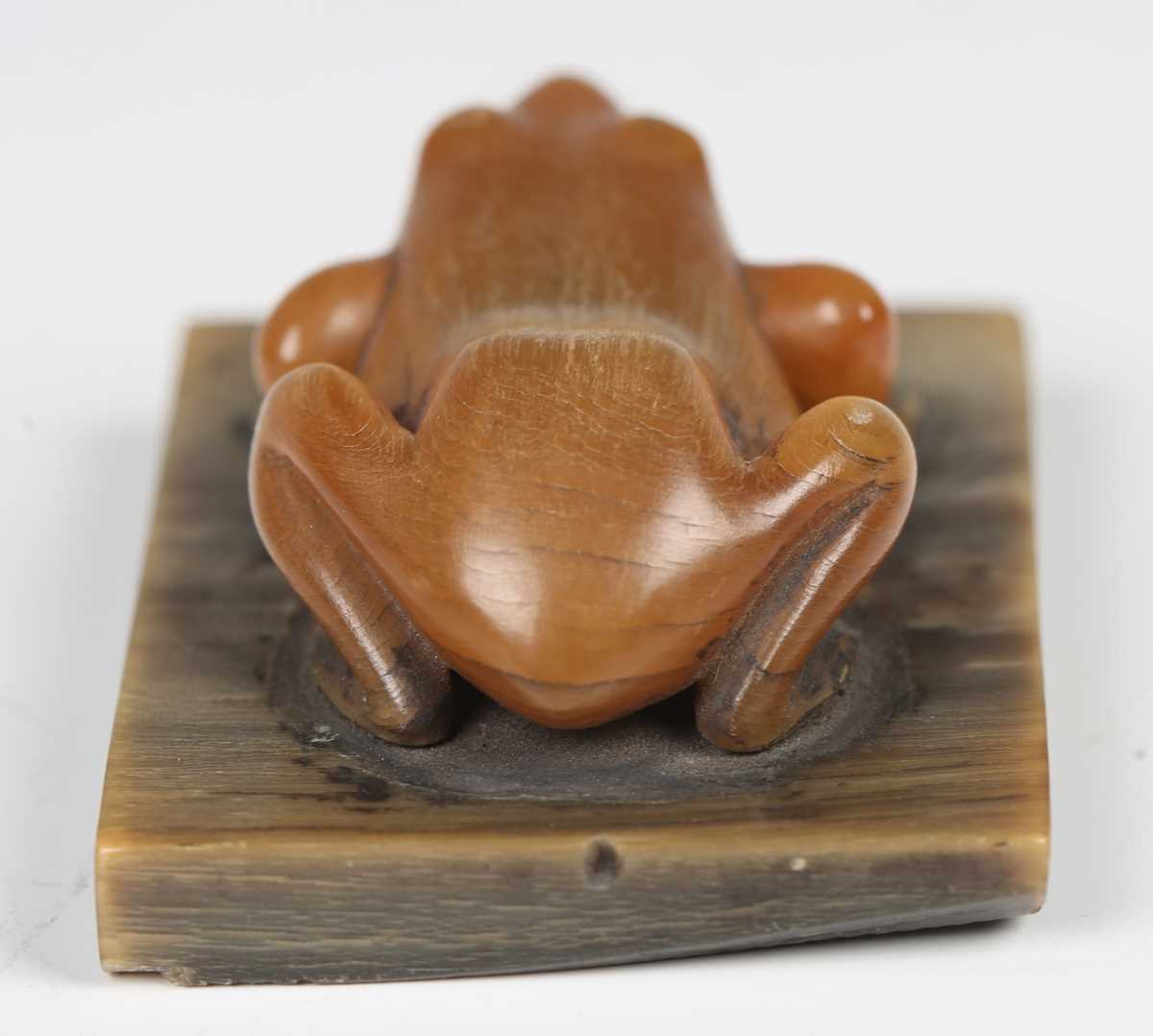 A 19th century Chinese carved rhinoceros horn model of a frog, mounted on a horn rectangular base, - Image 4 of 6