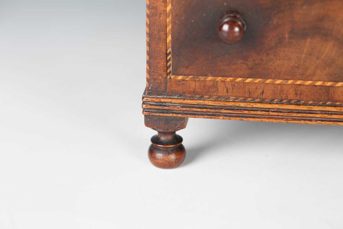 A George III mahogany table-top chest of drawers, possibly an apprentice piece, with overall chequer - Image 5 of 11
