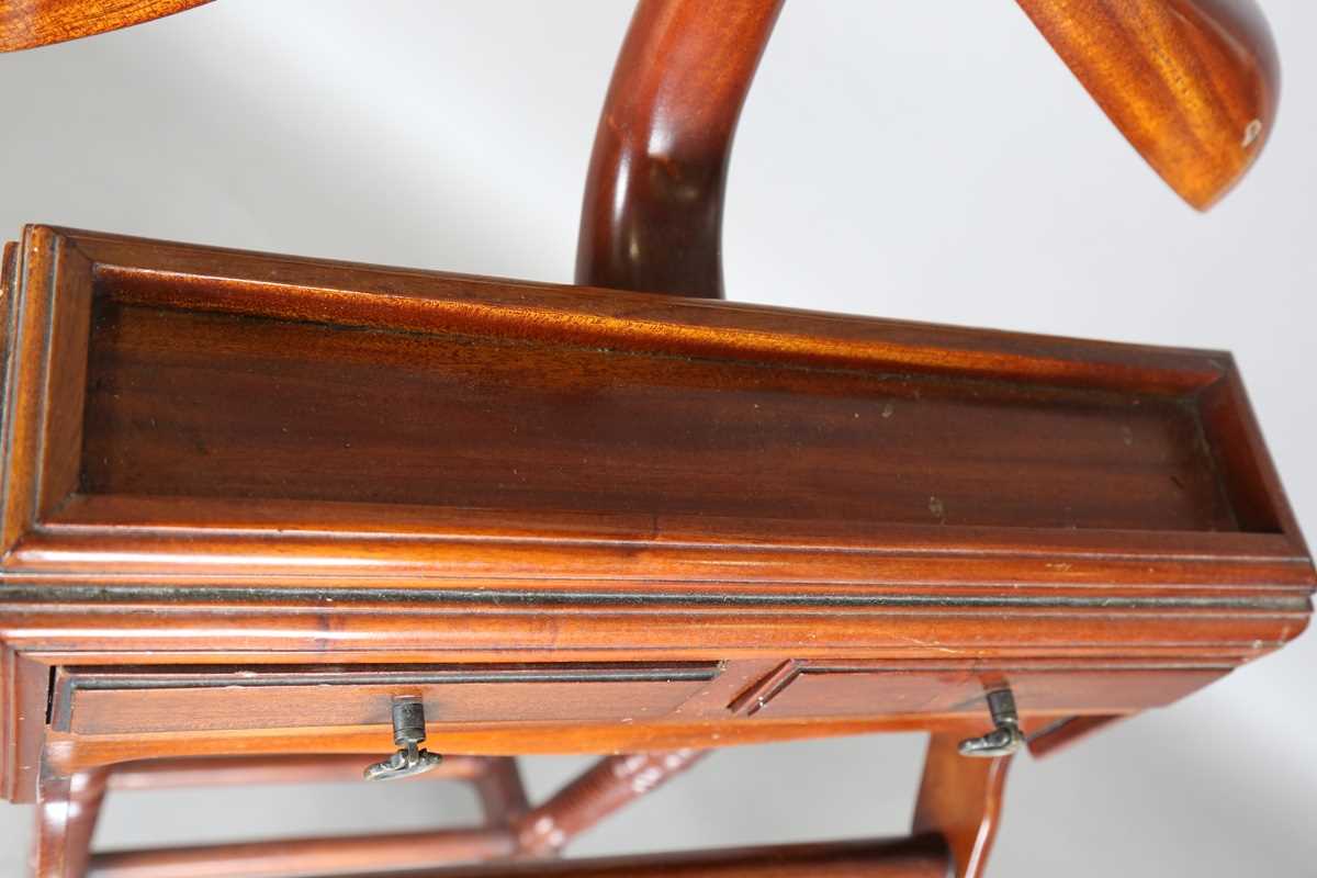 A late 20th century reproduction mahogany suit rack, raised on spiral reeded supports, height 122cm, - Image 5 of 10