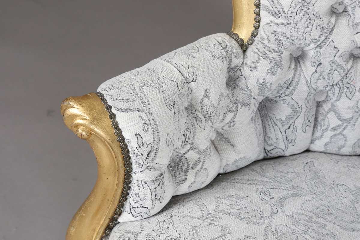A late 20th century giltwood showframe chaise longue, height 86cm, length 166cm, depth 66cm. - Image 2 of 9