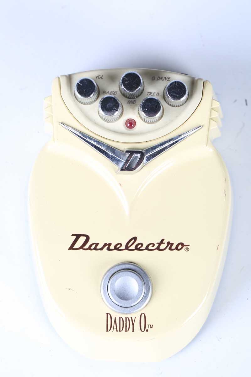 A Pro Co Rat guitar effects pedal, a Snarling Dogs SDP-1 pedal, a Danelectro Daddy O pedal, a - Image 10 of 11