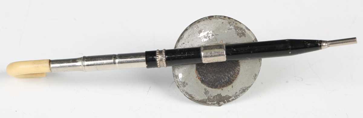 An early 20th century novelty dip pen in the form of an umbrella and top hat, length 11.5cm, - Bild 7 aus 20