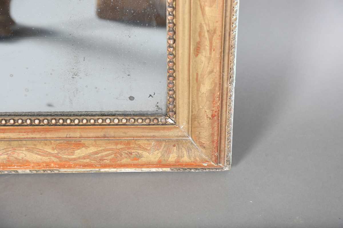 A 19th century French gilt gesso pier mirror with a sectional two-piece glass and foliate - Bild 8 aus 13