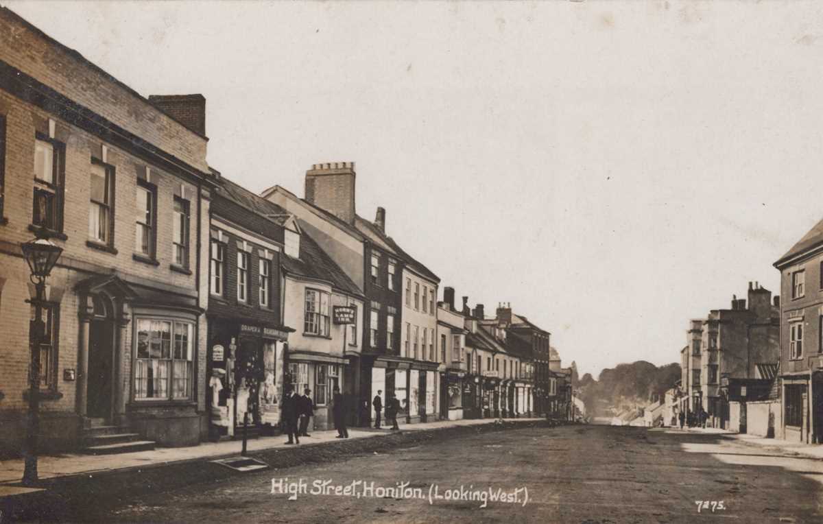 A collection of approximately 99 postcards of Devon including photographic postcards titled ‘Fore - Bild 10 aus 10