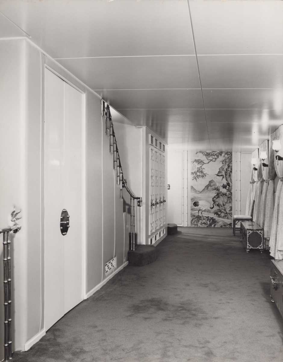 PHOTOGRAPHS. A collection of 17 gelatin sliver prints of the interior of the motor yacht M.Y. - Image 17 of 17