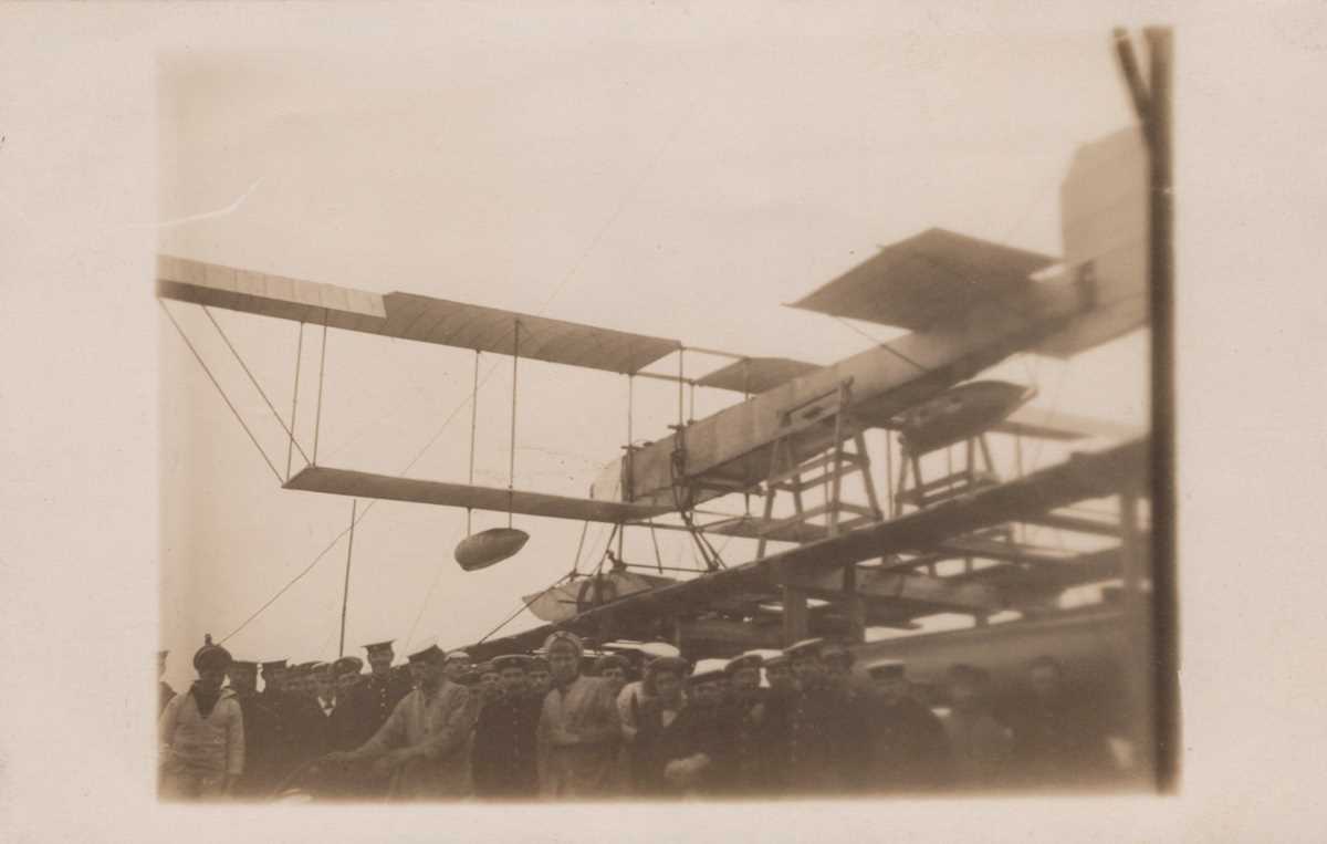 An album containing approximately 283 postcards of naval interest including portraits of ships and - Bild 4 aus 15