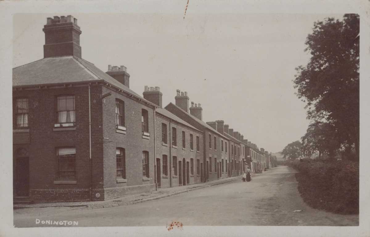 A collection of 37 postcards of Leicestershire including photographic postcards titled ‘Central - Image 5 of 8