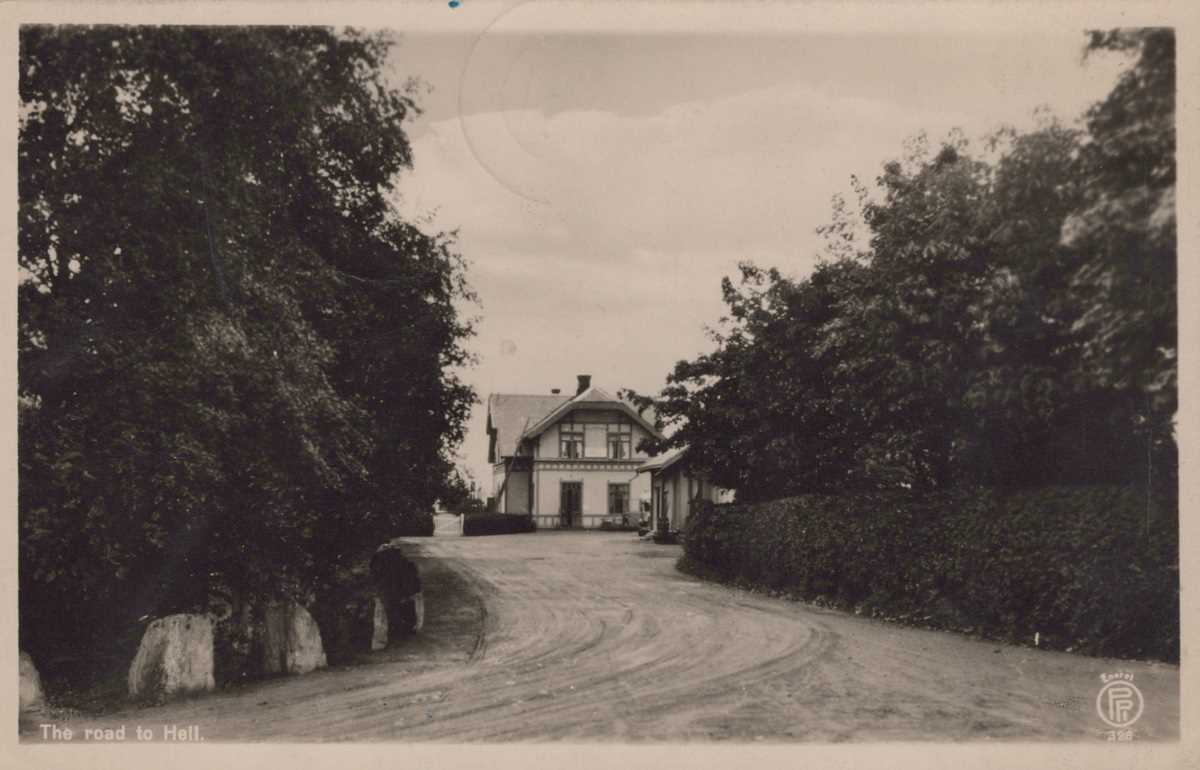 A collection of approximately 165 postcards of continental Europe, including Austria, France, - Bild 2 aus 12