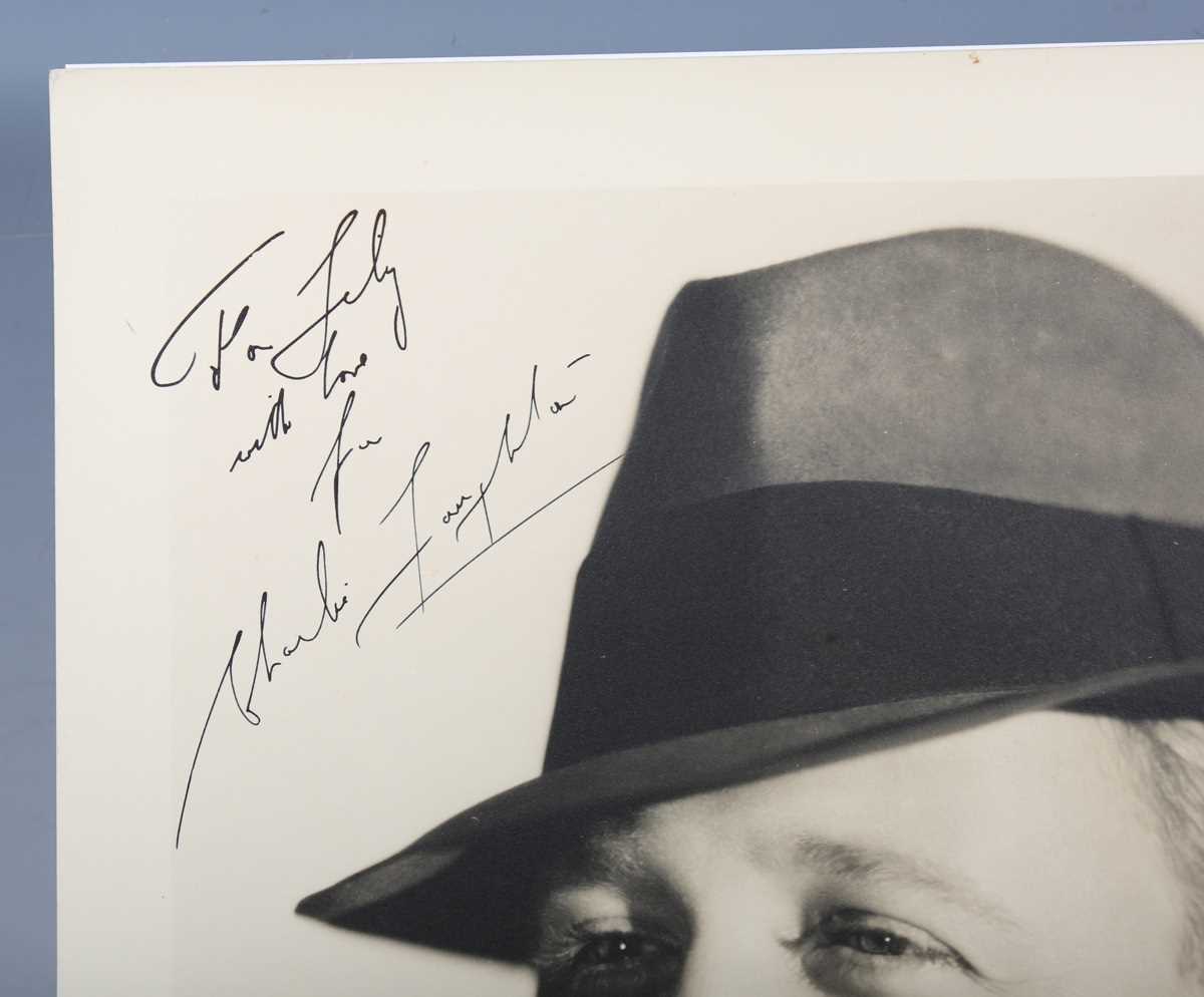 AUTOGRAPH. An autographed black and white oversized photograph signed by Charles Laughton and - Image 2 of 6