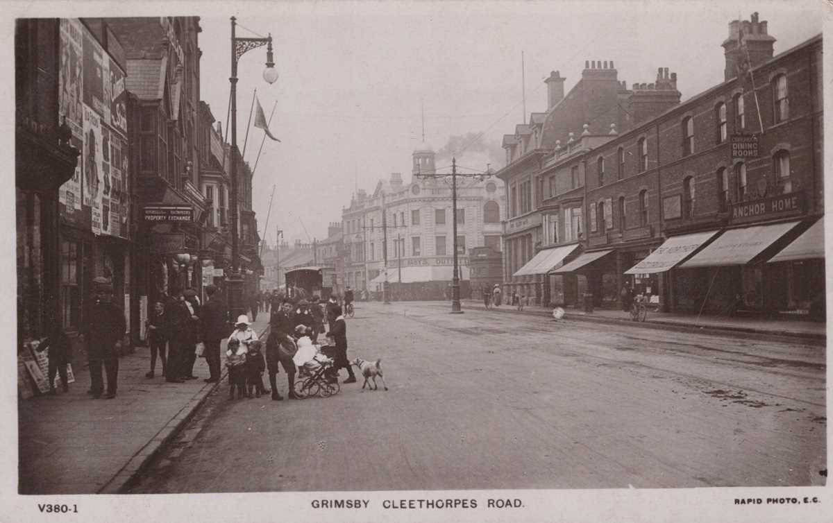 A collection of approximately 133 postcards of Lincolnshire including photographic postcards - Bild 5 aus 10