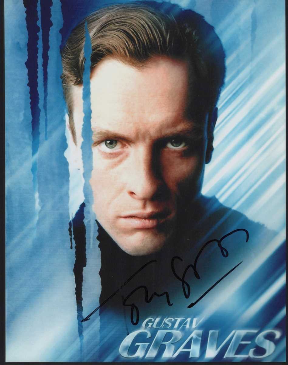 AUTOGRAPHS, JAMES BOND 007. A collection of 15 signed photographs of actors who have played James - Image 14 of 16