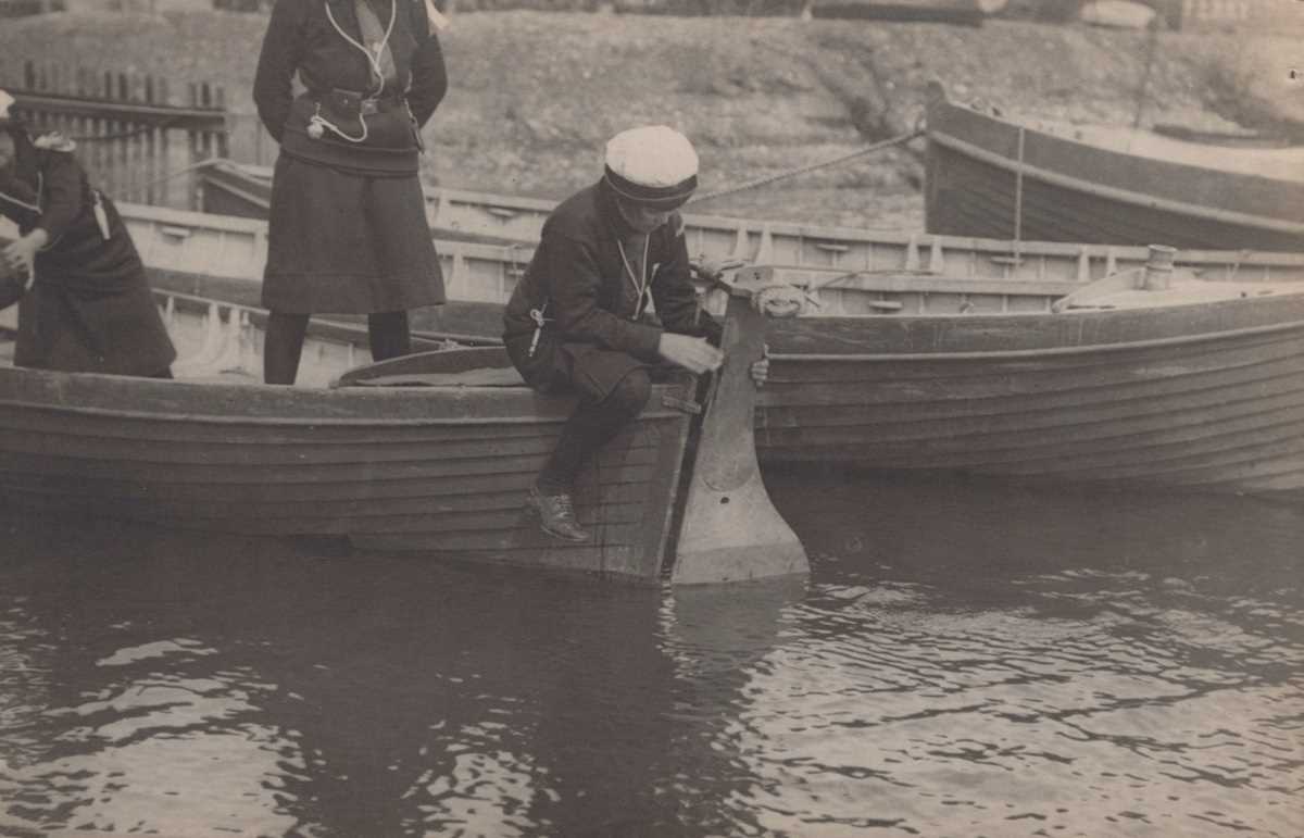 A collection of 16 photographic postcards of girl Sea Scouts. - Image 16 of 16