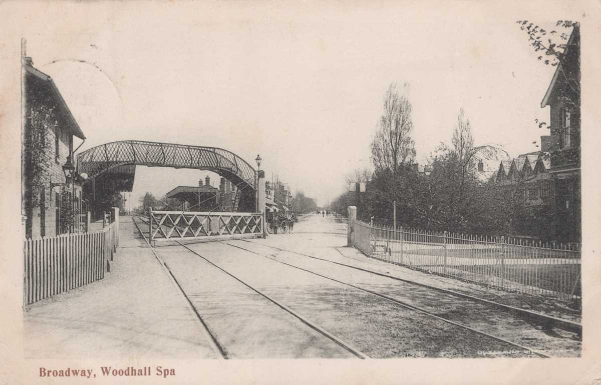 A collection of 47 postcards of Lincolnshire and Nottinghamshire including photographic postcards - Image 10 of 10