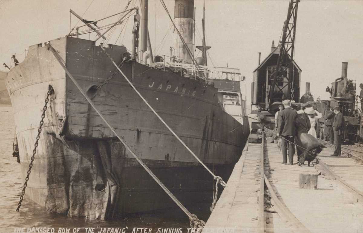 A group of eight postcards of shipwrecks and disasters, including postcards titled ‘Wreck of SS - Bild 4 aus 8