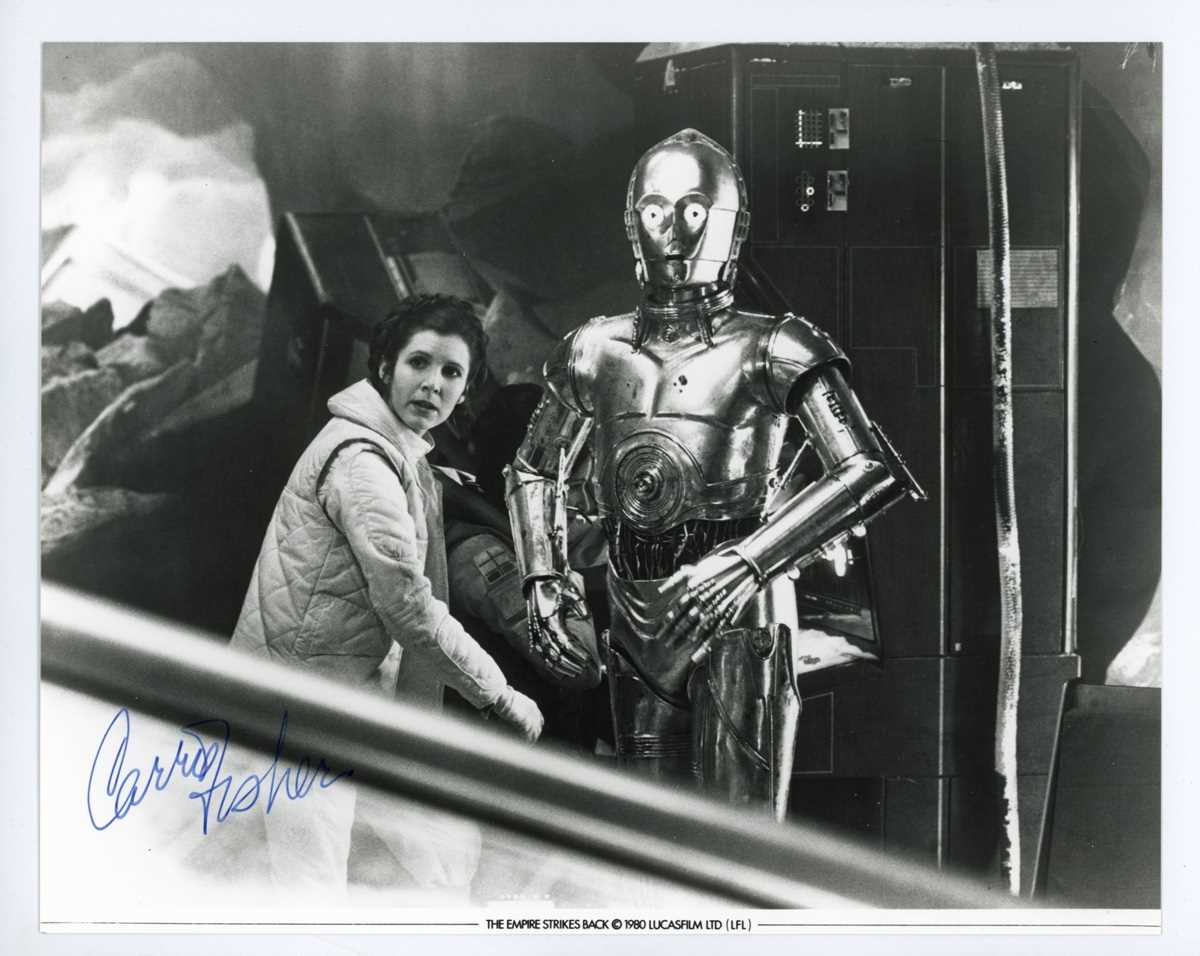 AUTOGRAPHS, STAR WARS. A group of four signed black and white photographs, comprising Mark Hamill in - Bild 3 aus 4