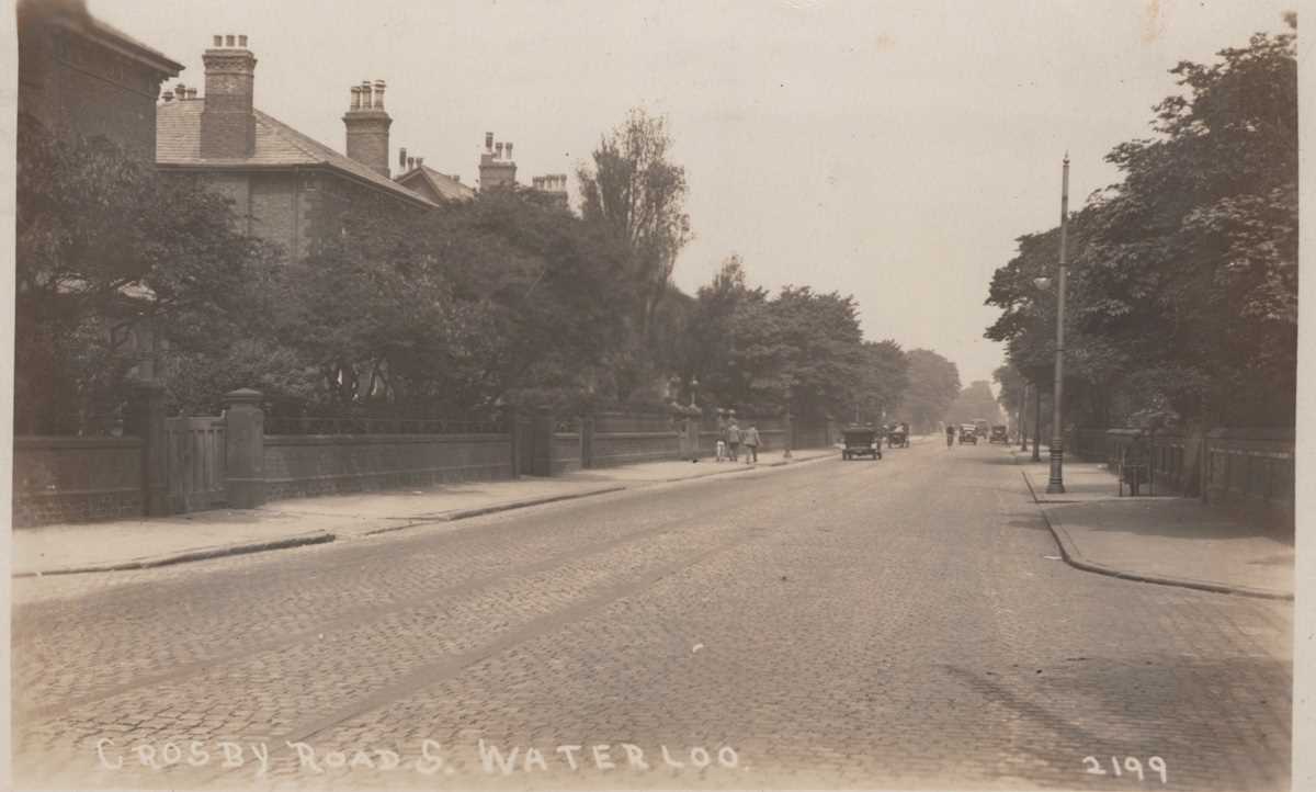 A collection of approximately 102 postcards of Lancashire including photographic postcards titled ‘ - Image 4 of 15