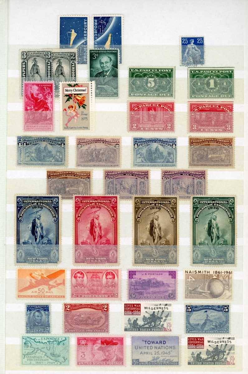 Great Britain stamps in ten albums from 1840 1d black used, later decimal mint commemoratives, - Image 5 of 11