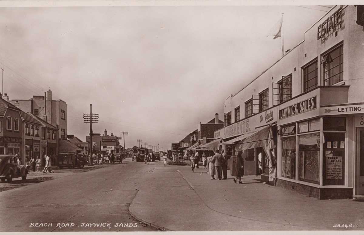 A collection of 40 postcards of Essex including photographic postcards titled ‘H.R.H. The Duke of - Image 8 of 9