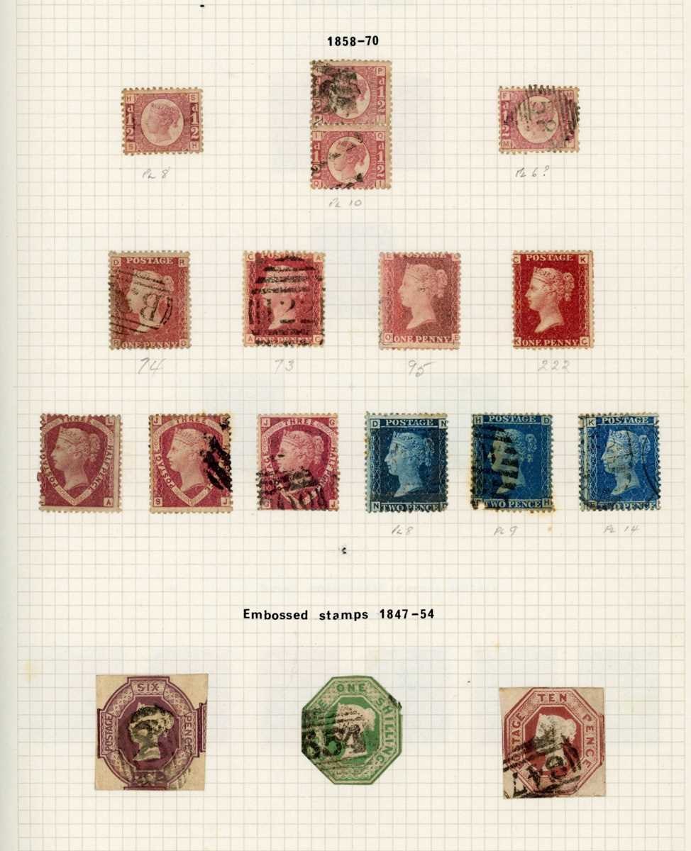 Great Britain stamps in an album from 1840 1d black used (4), 2d blue, 1847-54 6d, 10d embossed, - Bild 2 aus 6