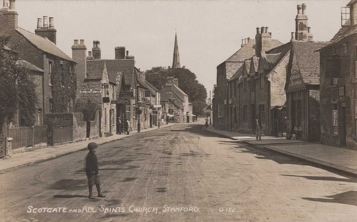 A collection of approximately 133 postcards of Lincolnshire including photographic postcards