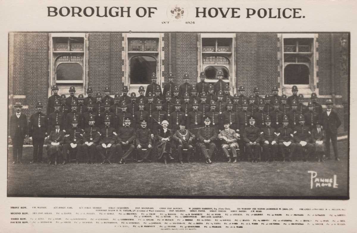 A collection of approximately 121 postcards of Hove, including photographic postcards titled ‘ - Image 11 of 15