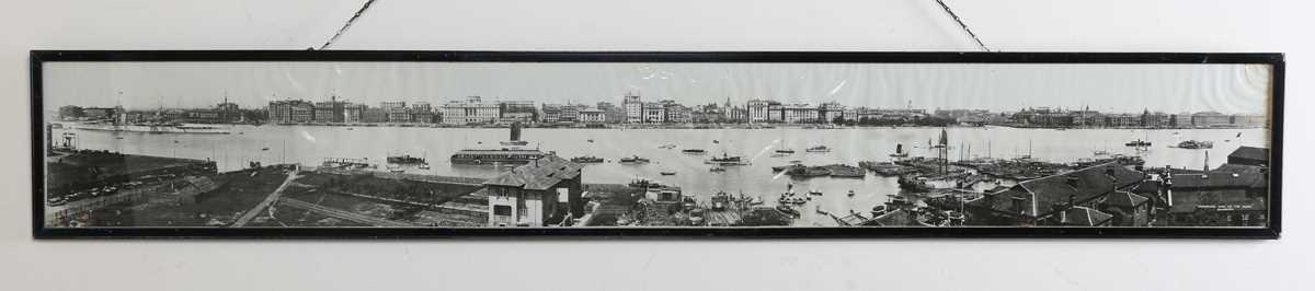 PHOTOGRAPHS. Two black and white photographs depicting panoramas of Shanghai harbour one titled ‘ - Bild 2 aus 9