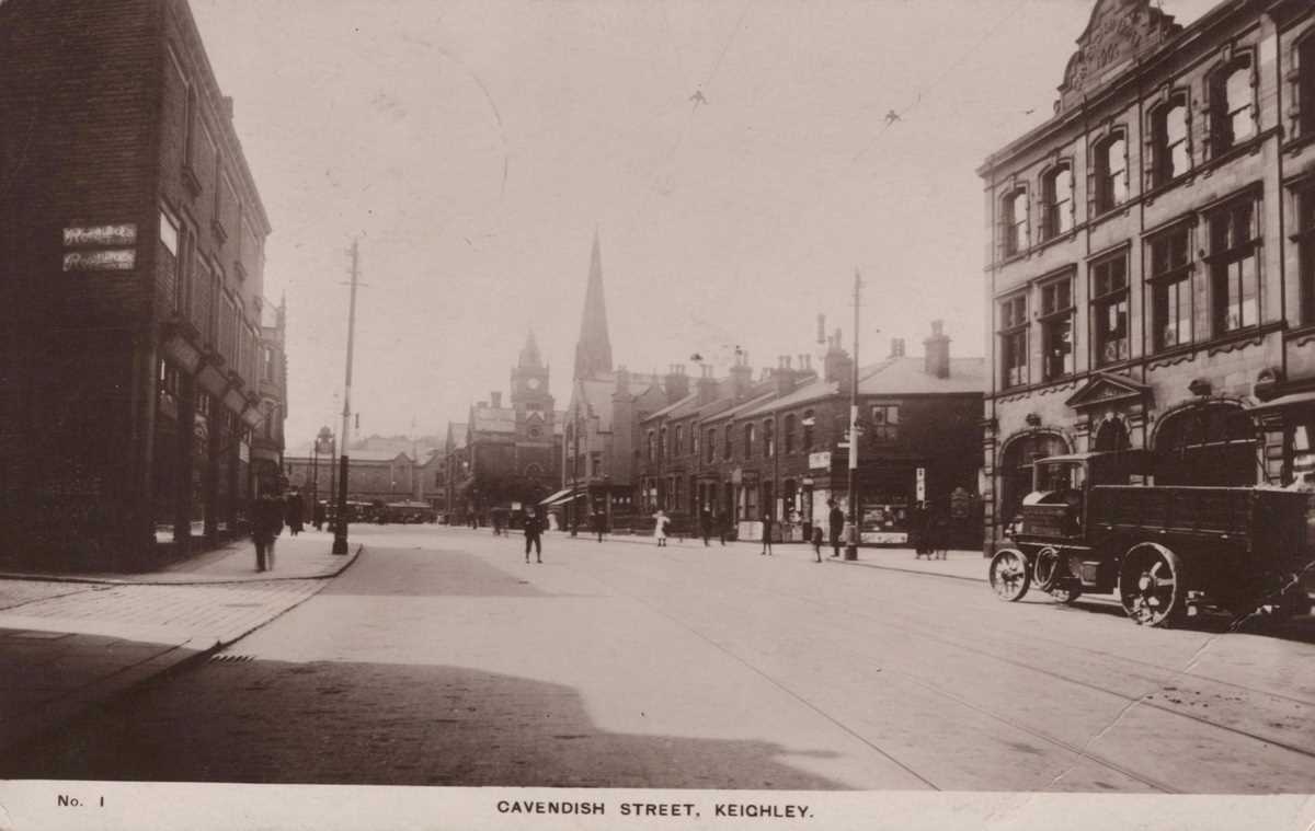 A collection of approximately 60 postcards of West Yorkshire including photographic postcards titled - Image 8 of 11