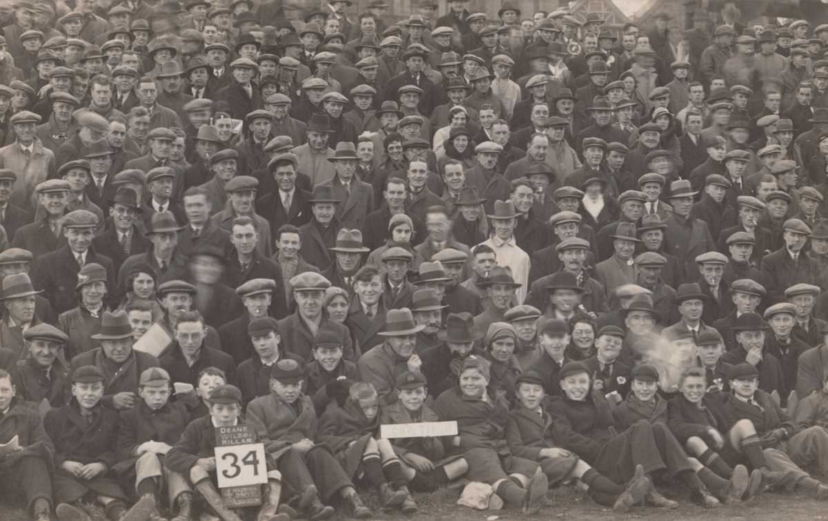 A group of 8 photographic postcards relating to Brighton and Hove Football Club, including a 1908- - Image 5 of 8