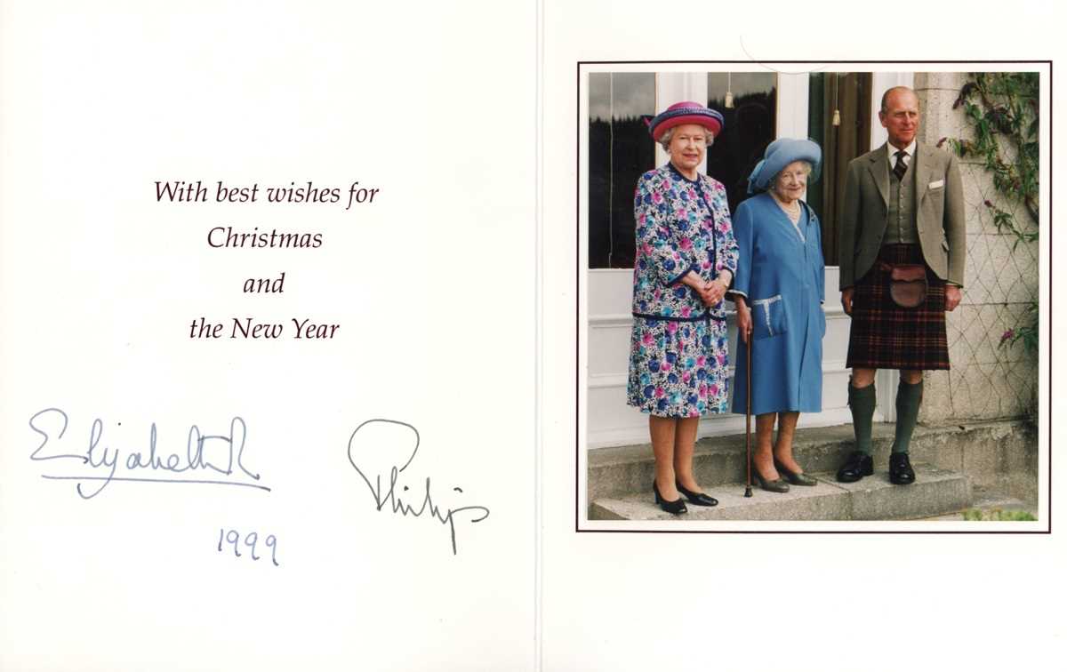 AUTOGRAPH, ROYALTY. A royal Christmas card from 1999 signed by Queen Elizabeth II and Prince Philip,