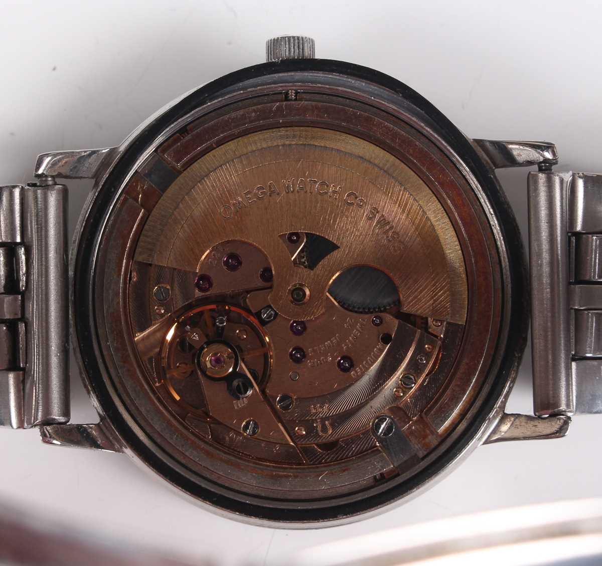 An Omega Seamaster De Ville Automatic steel circular cased gentleman's wristwatch, circa 1965, the - Bild 2 aus 8