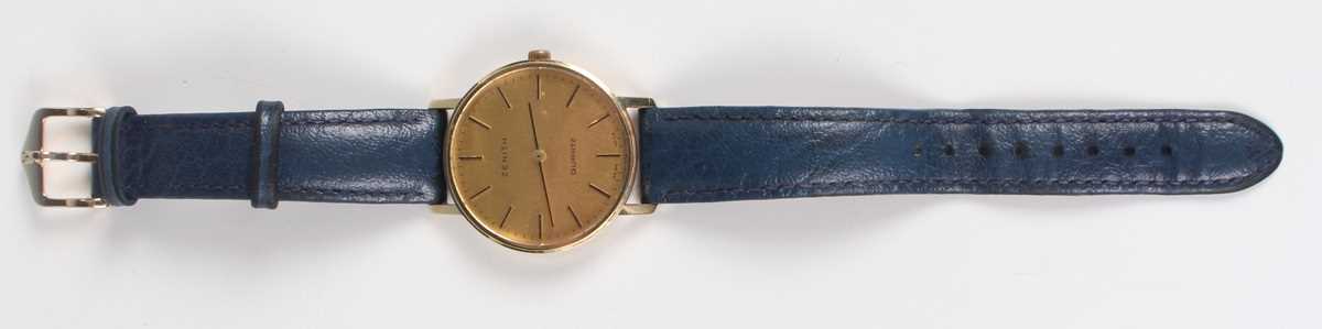 A Zenith Quartz 9ct gold circular cased gentleman’s wristwatch, the signed gilt dial with baton hour - Image 6 of 6