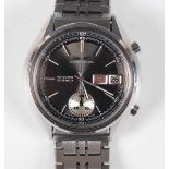 A Seiko Flyback Chronograph Automatic stainless steel gentleman's bracelet wristwatch, Ref. 7018-