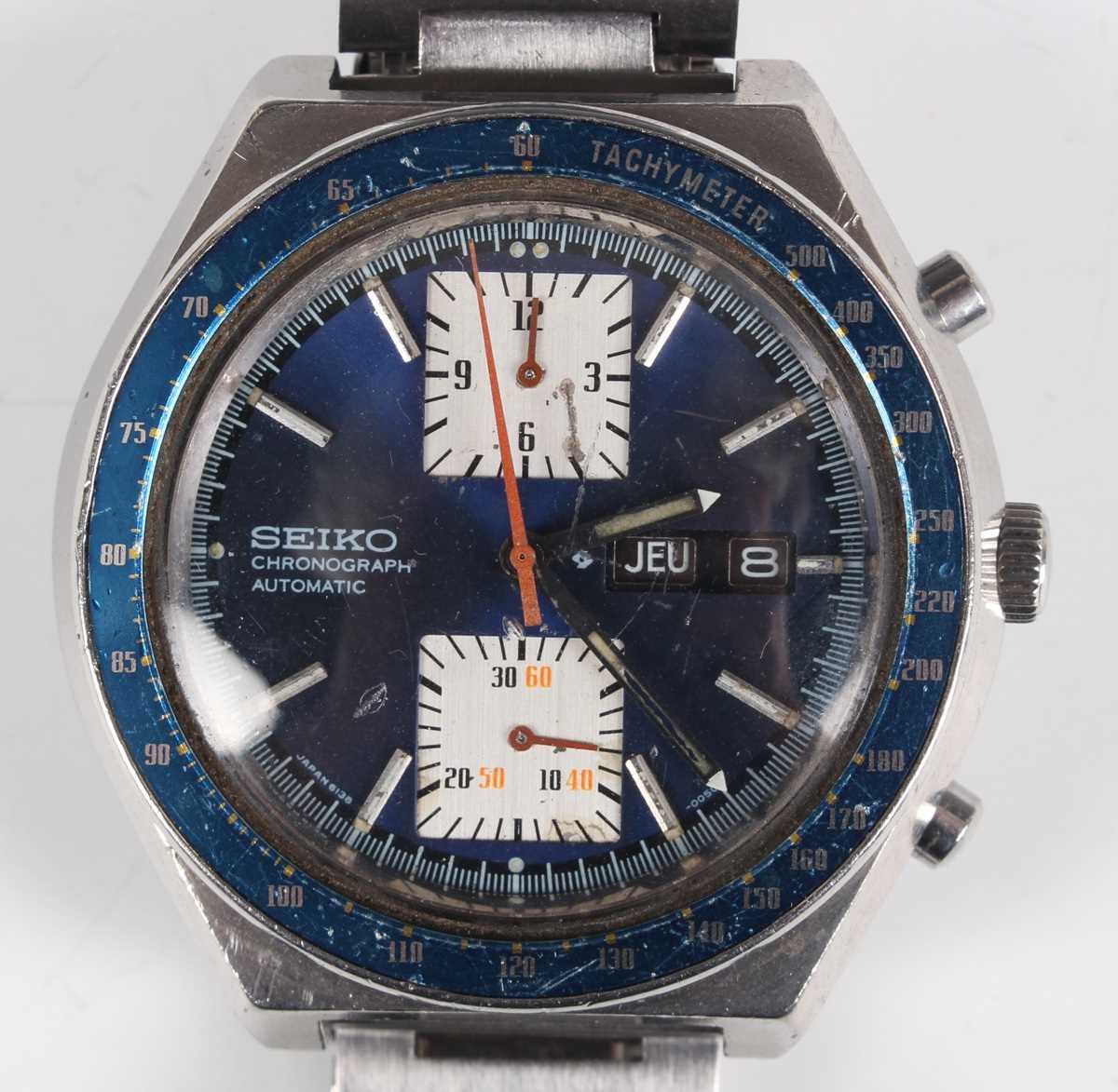 A Seiko 'Kakume' Chronograph Automatic stainless steel cased gentleman's bracelet wristwatch, Ref.