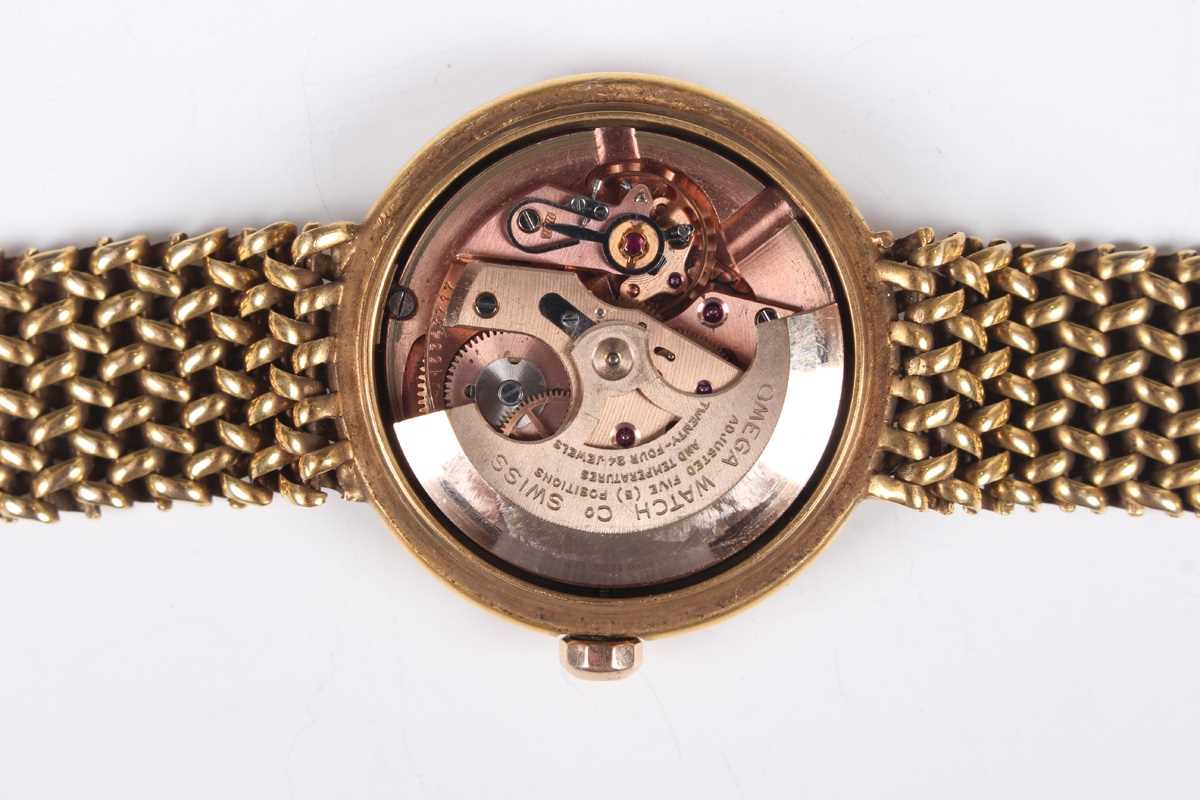 An Omega Constellation Automatic 18ct gold gentleman’s wristwatch, the signed gilt dial with arrow - Bild 3 aus 8