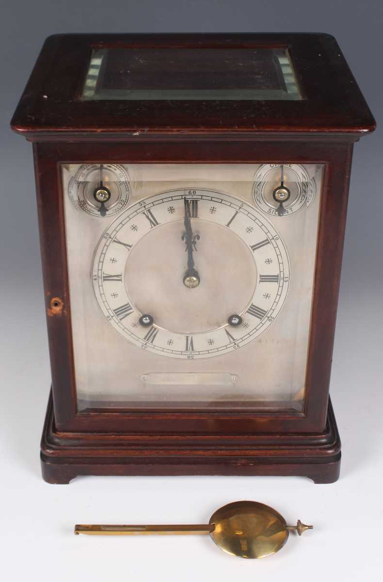 An early 20th century mahogany mantel clock with eight day movement striking on two gongs, the - Image 10 of 10