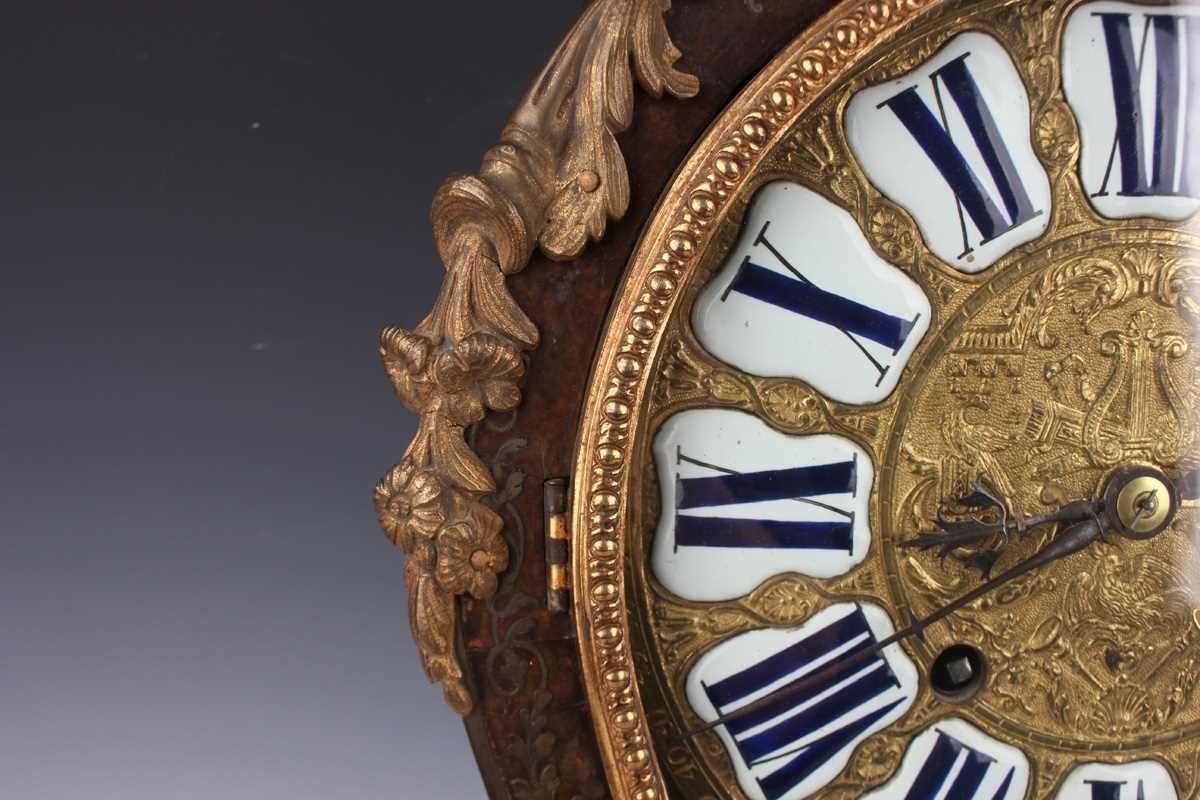 An 18th century French boulle cased bracket clock and bracket, the clock with eight day movement - Image 18 of 70