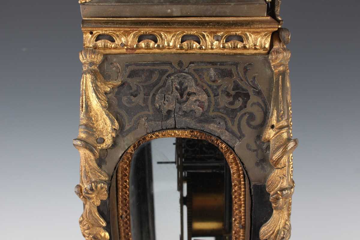 An 18th century French boulle cased bracket clock and bracket, the clock with eight day movement - Image 35 of 70